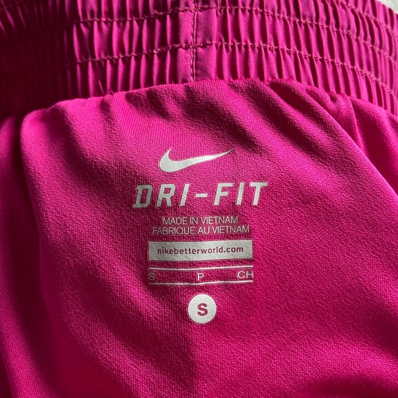 Nike shorts - Picture 3 of 3